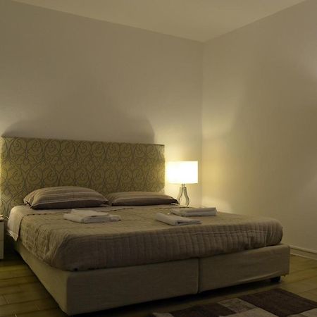 Gabrielli Rooms Et Apartments Sant Antonio Alloggio 4 M0230914084 Verona Luaran gambar