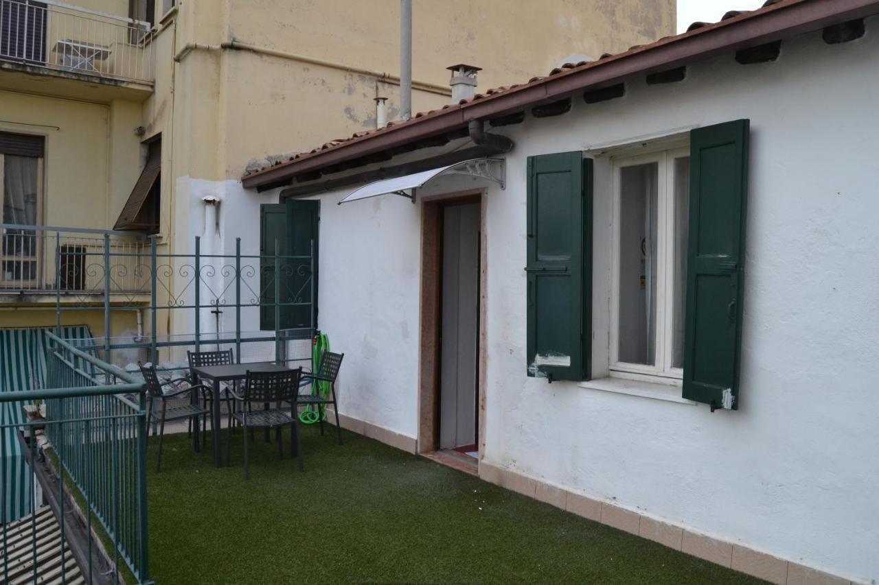 Gabrielli Rooms Et Apartments Sant Antonio Alloggio 4 M0230914084 Verona Luaran gambar