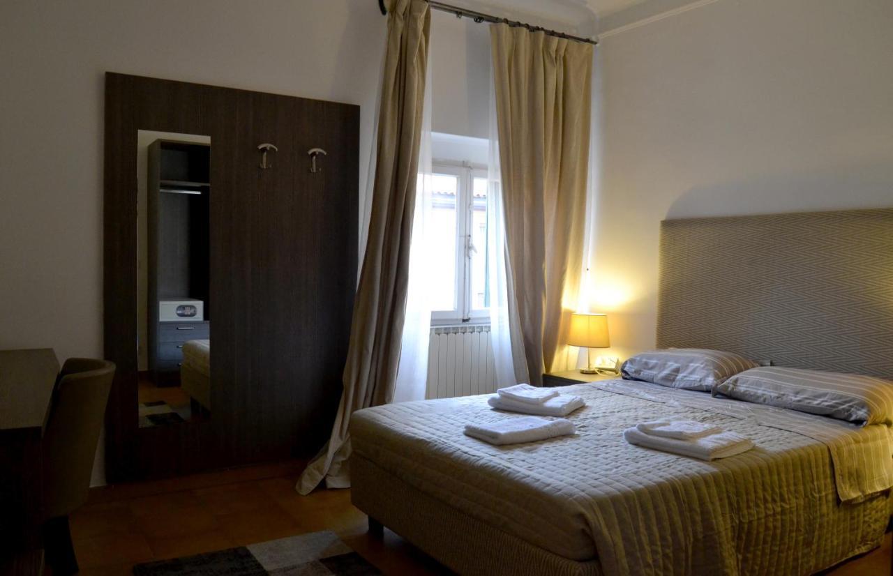 Gabrielli Rooms Et Apartments Sant Antonio Alloggio 4 M0230914084 Verona Luaran gambar