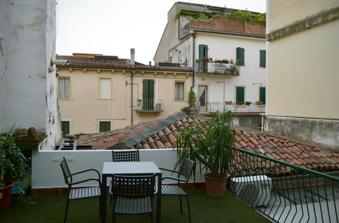 Gabrielli Rooms Et Apartments Sant Antonio Alloggio 4 M0230914084 Verona Luaran gambar